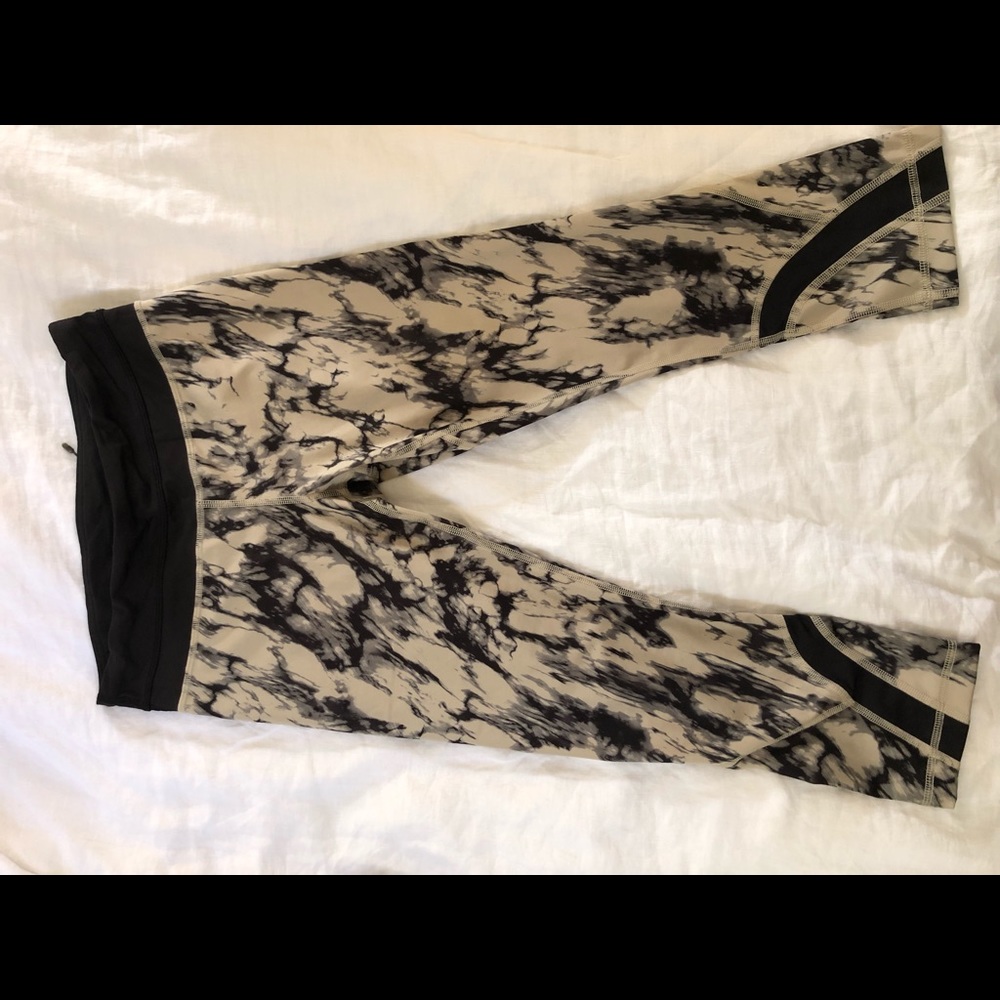 Lululemon capri length pants